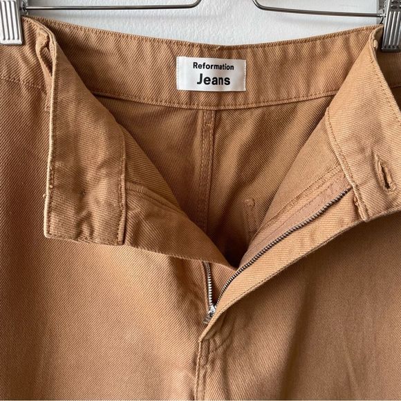 Reformation Marine Jeans in butterscotch color - Picture 3 of 12